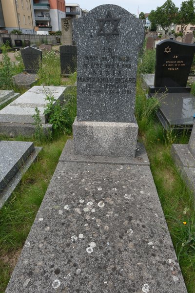 Lápide de Bigard Marguerite