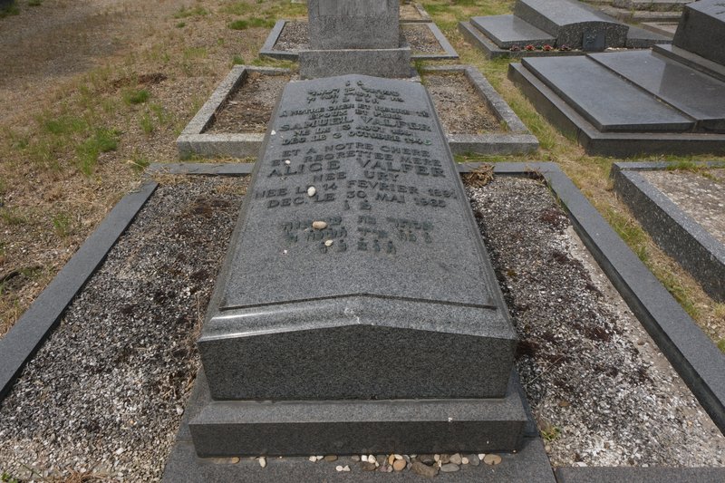 Estela de Valfer Samuel
