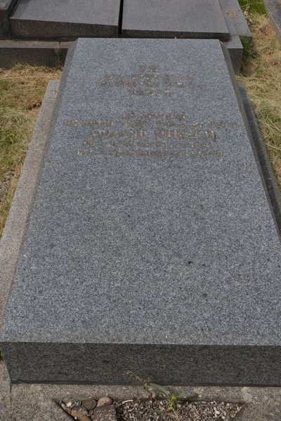 شاهدة قبر Hirsch Armand