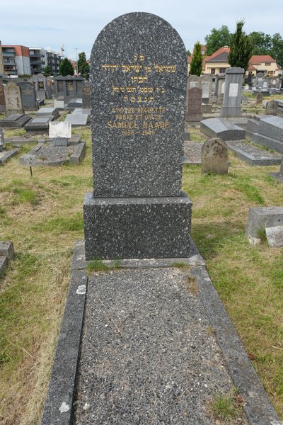 Lápide de Raabe Samuel