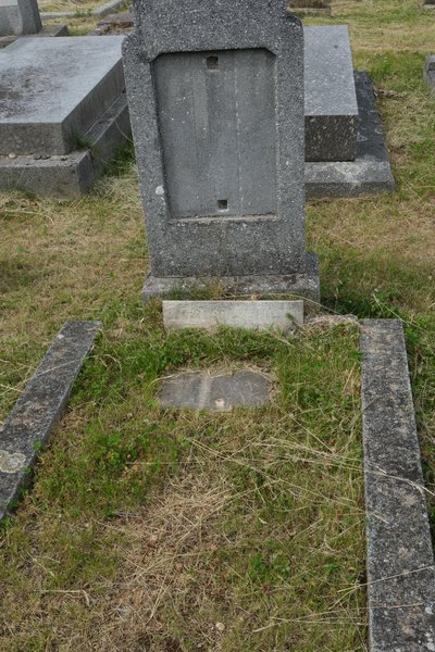Lápide de Weill Célestine