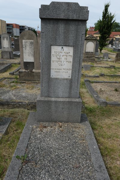 Stèle de Nelken Frédérique