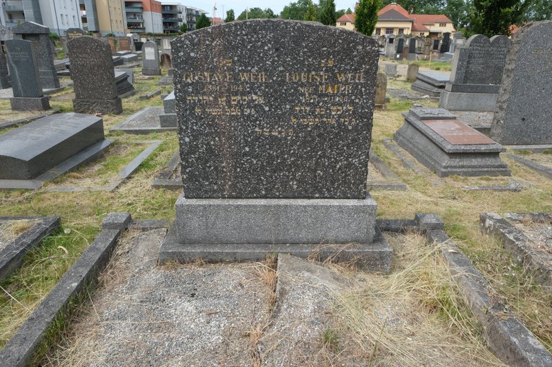 شاهدة قبر Weil Gustave