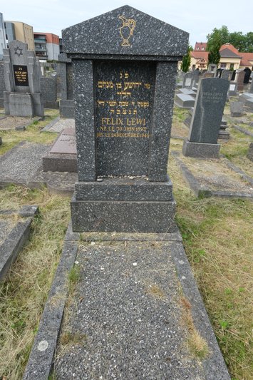 Grabstein von Lewi Felix