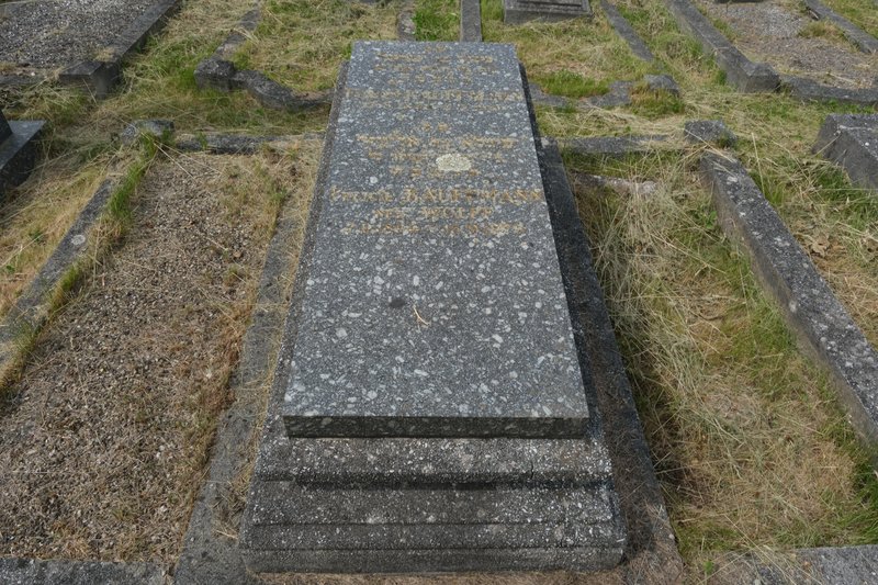 Tombstone of Kauffmann Ernest