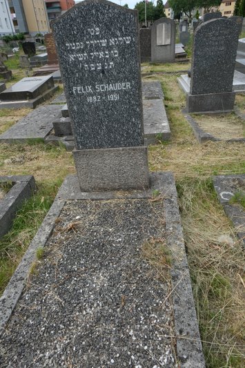 شاهدة قبر Schauder Félix