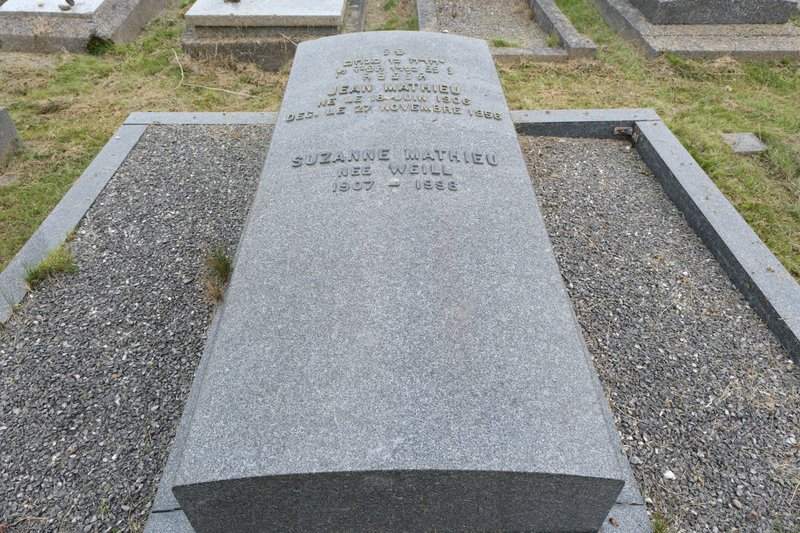 Estela de Mathieu Suzanne