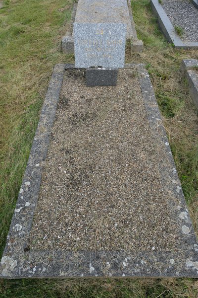 Stèle de Kahn Estelle
