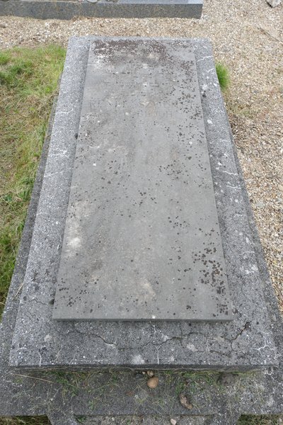 Stèle de Szochet Renée