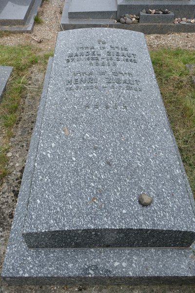 Stèle de Zibaut Henri