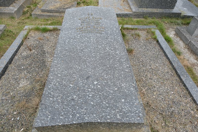 Stèle de Blum Alice