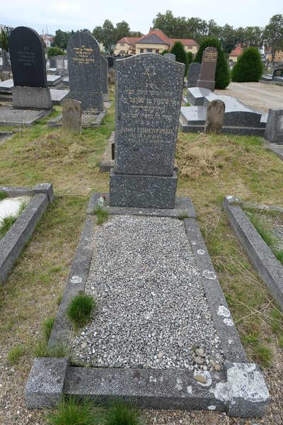 Lápide de Ehrenfried Simon