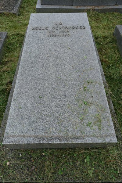 Grabstein von Gensbourger Adèle