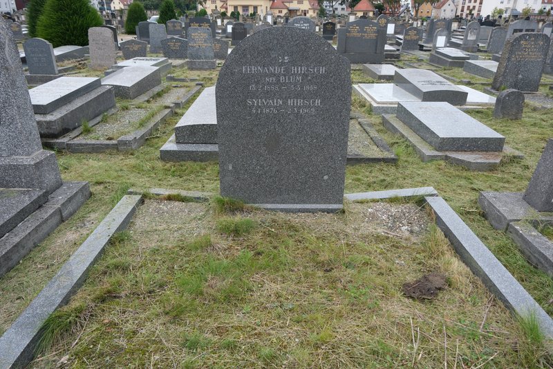 Tombstone of Hirsch Fernande