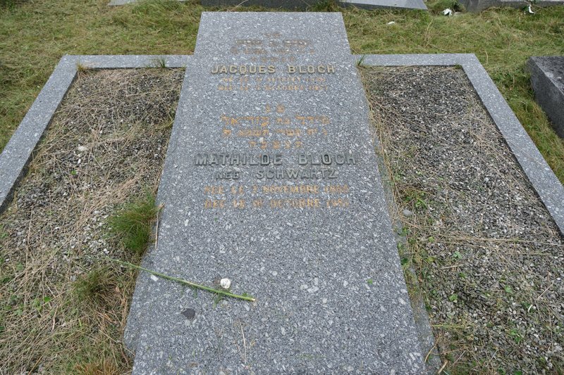 Stèle de Bloch Jacques