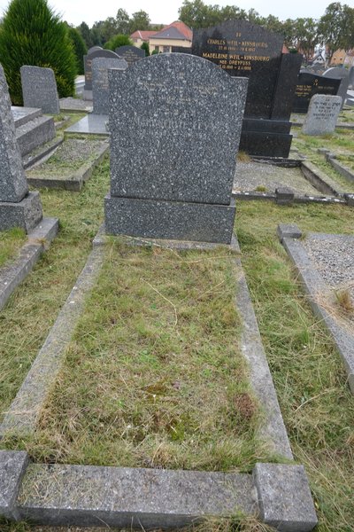 Tombstone of Levy Marguerite