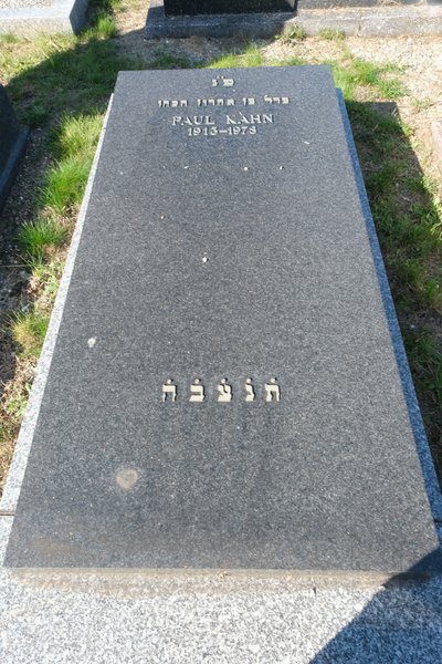 Stèle de Kahn Paul