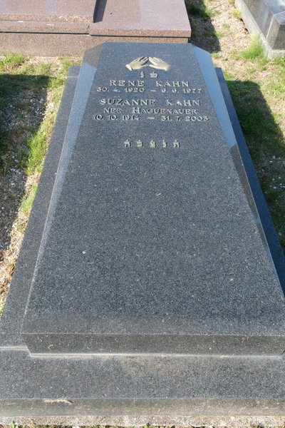 شاهدة قبر Kahn René