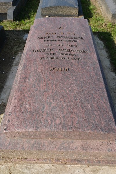 Stèle de Schauder Gisèle