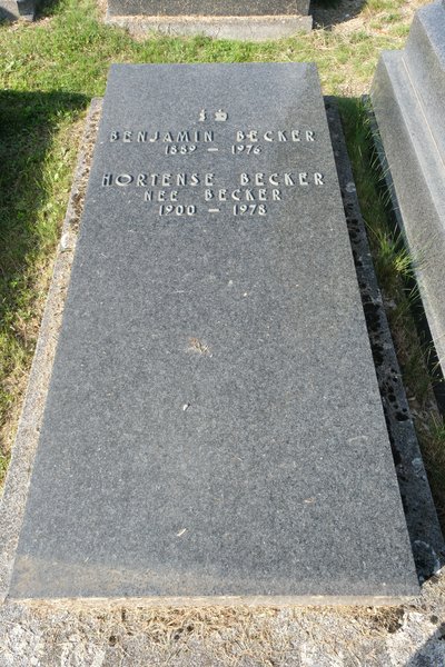 Grafsteen van Becker Benjamin