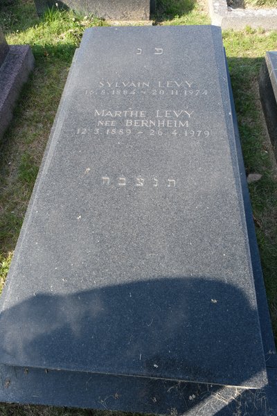 Levy Marthe fejfája