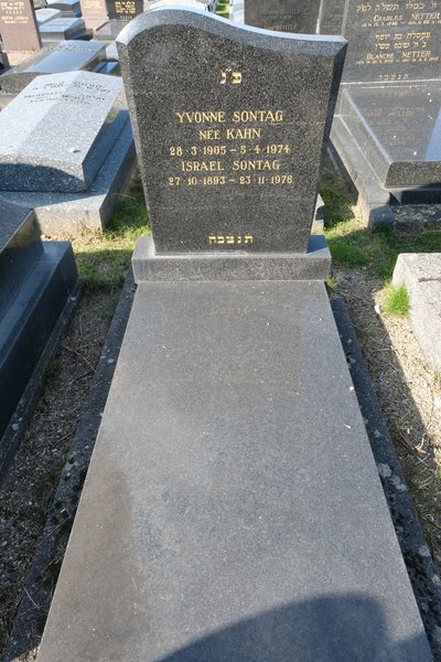 Sontag Israël fejfája