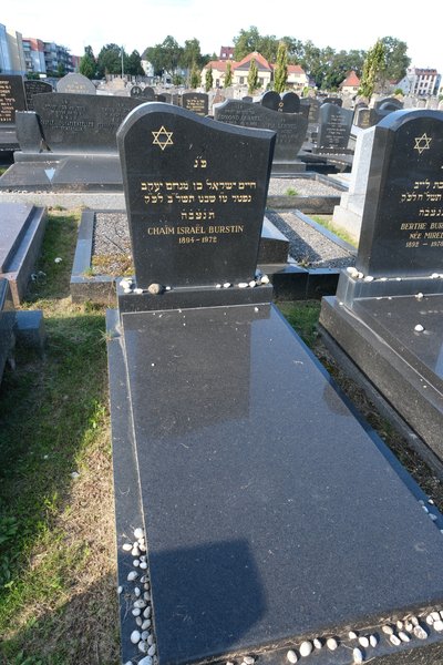 מַצֵּבה פון Burstin Chaim Israël