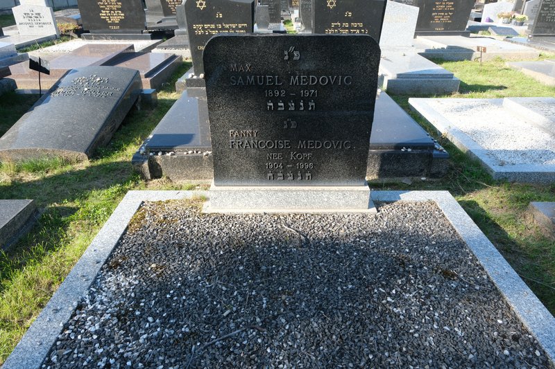 Stèle de Médovic Fanny Françoise