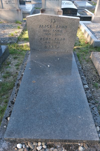 Kahn René का स्मारक
