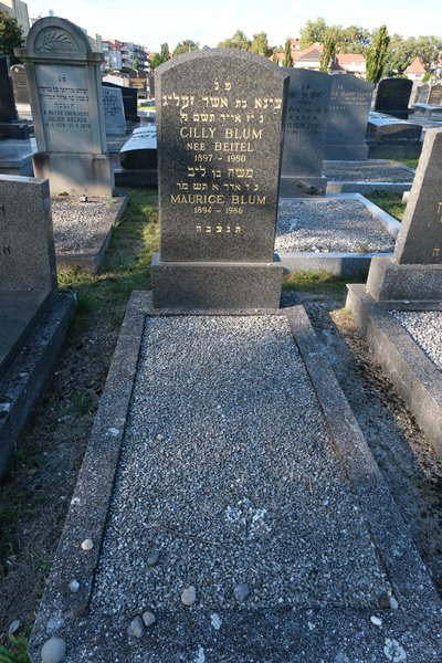 Lápide de Blum Cilly