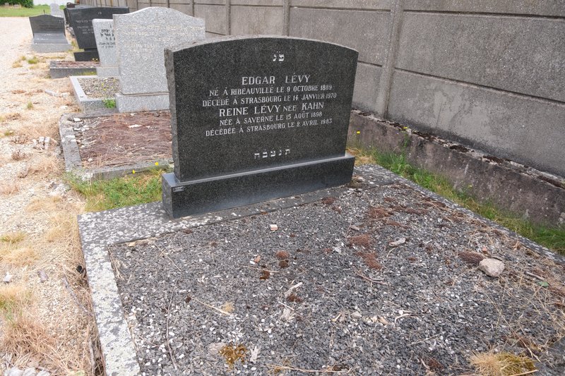 Lápide de Lévy Edgar