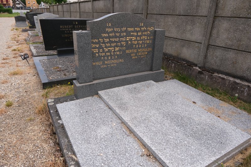 Grafsteen van Weindling Berthe