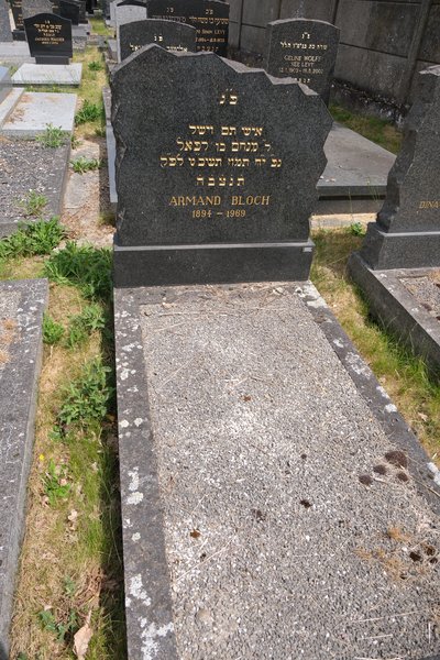 Bloch Armand का स्मारक