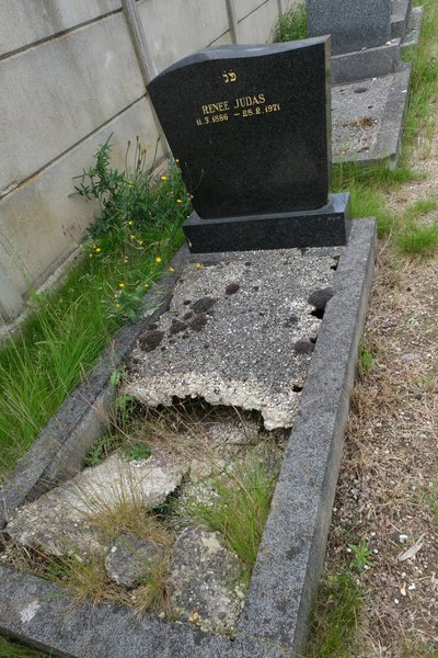 Grabstein von Judas Renée