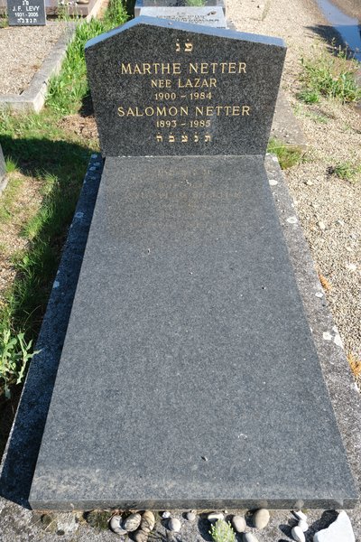 Grafsteen van Netter Salomon