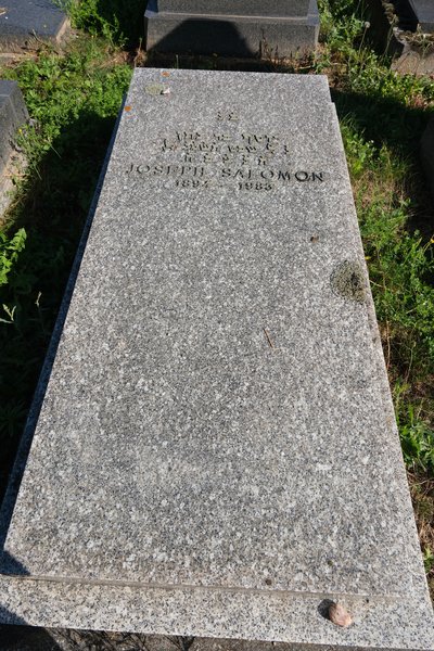 Stèle de Salomon Joseph