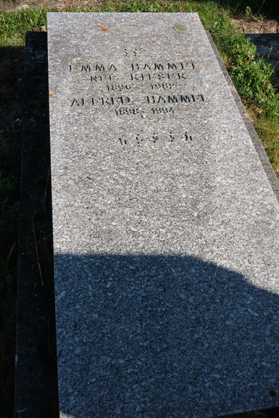 מצבת Hammel Emma