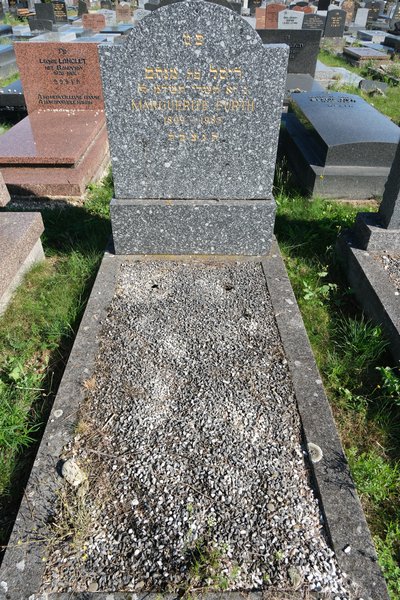 شاهدة قبر Furth Marguerite