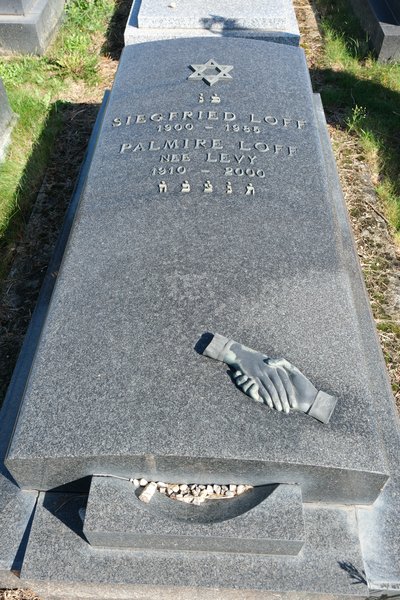 Lápide de Loff Siegfried