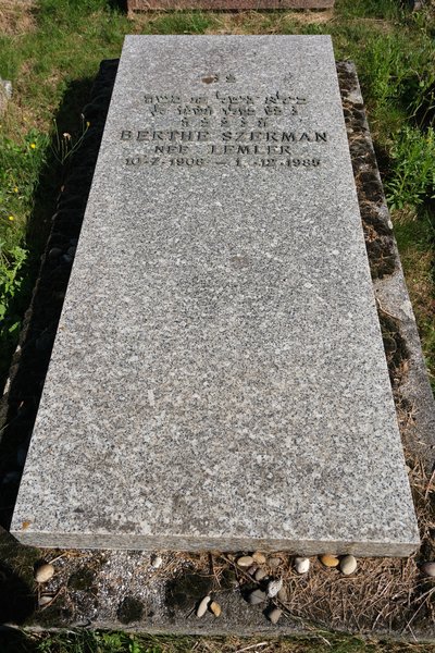 מצבת Szerman Berthe