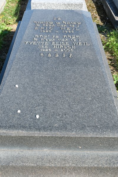Stèle de Weil Yvette Elise