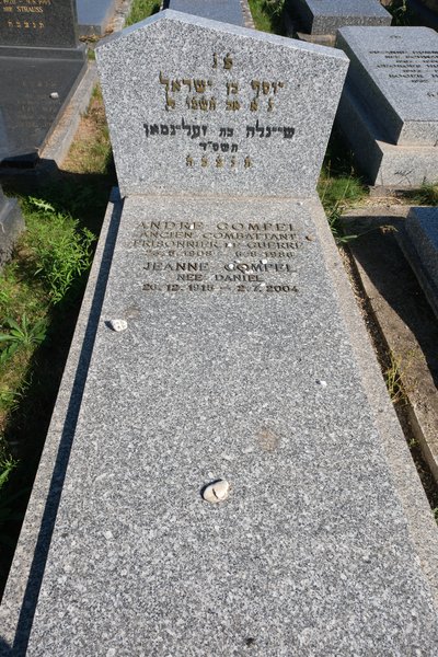 מַצֵּבה פון Gompel André