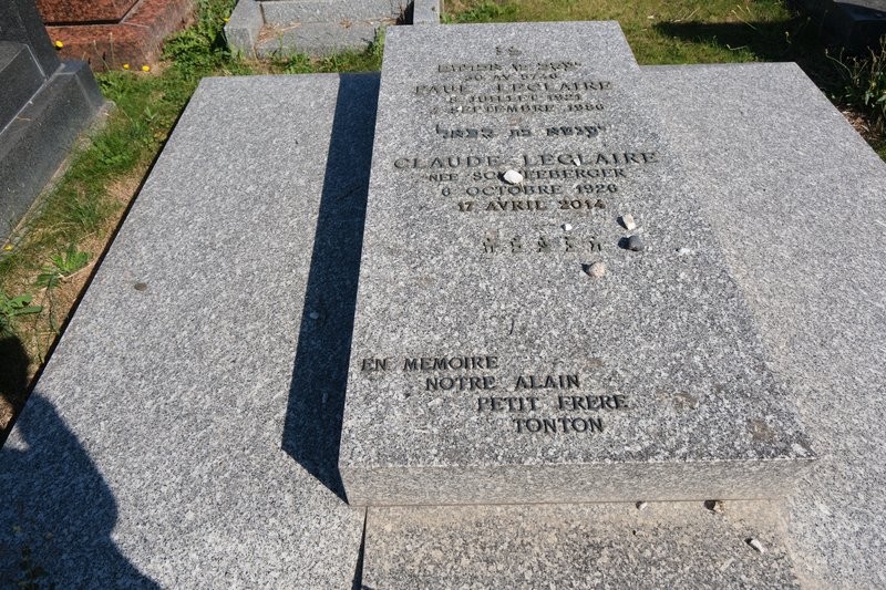 מצבת Leclaire Claudine