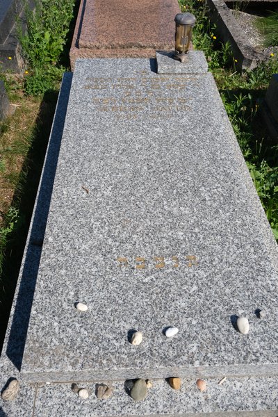 Lápide de Sebban Jacob