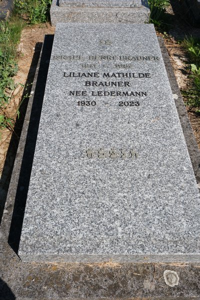 מצבת Brauner Liliane Mathilde