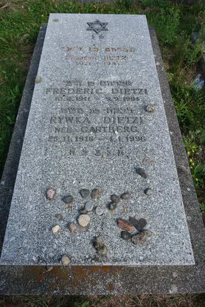شاهدة قبر Dietzi Rywka