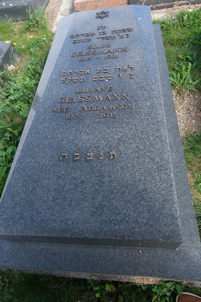 شاهدة قبر Geissmann Simon