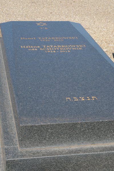 Lápide de Tatarkowski Hélène