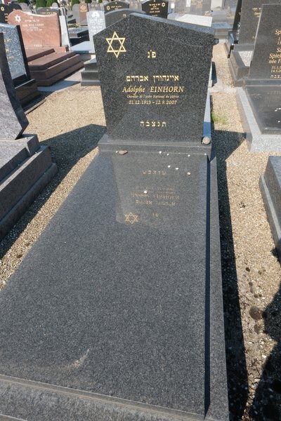 Einhorn Adolphe fejfája
