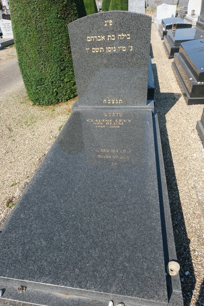 Stèle de Levy Claude